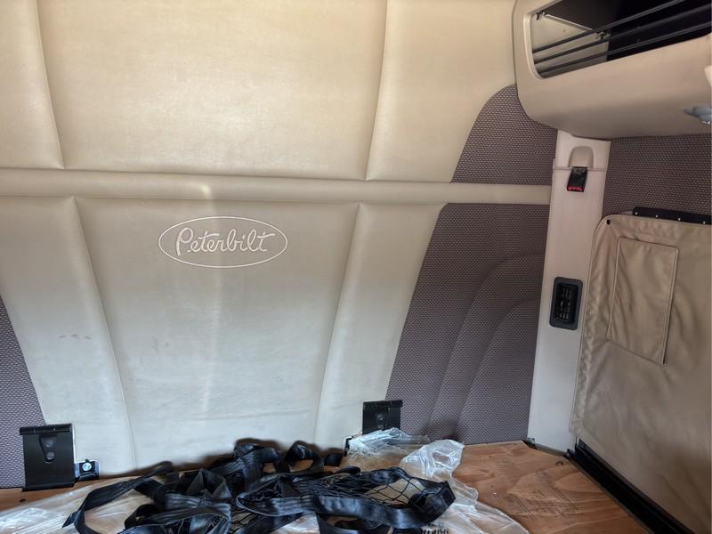 2016  PETERBILT  579  T/A SLEEPER