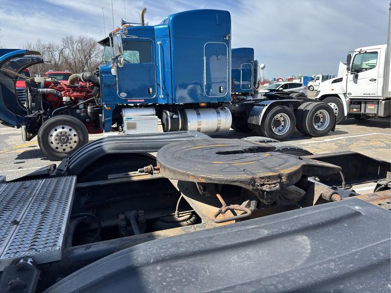 2016  PETERBILT  579  T/A SLEEPER