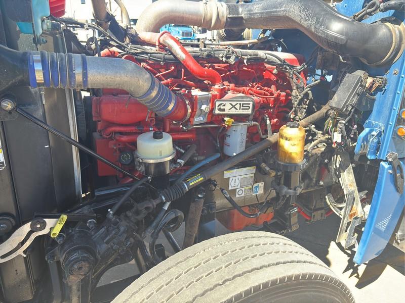 2019  PETERBILT  389  T/A DAYCAB