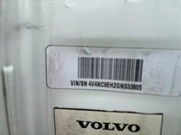 2016  VOLVO  T/A DAYCAB