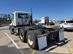 2012  MACK  CXU613  T/A DAYCAB
