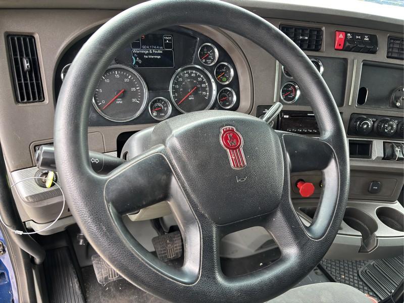2016  KENWORTH   T680  T/A SLEEPER