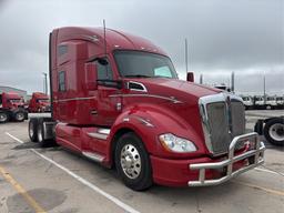 2015  KENWORTH  T680  T/A 6x2 SLEEPER
