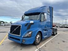 2017  VOLVO  VNL64T  T/A SLEEPER