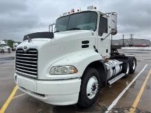 2005  MACK  CX613  T/A DAYCAB