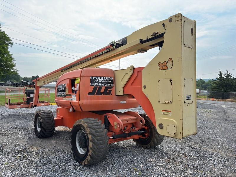 JLG  800A  MANLIFT
