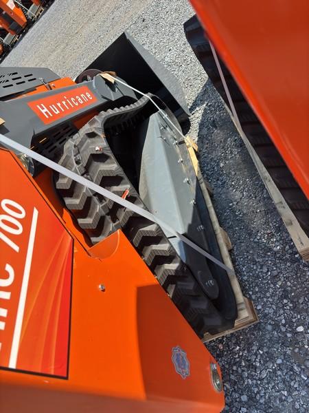 HURRICANE   HRC700  MINI COMPACT TRACK LOADER