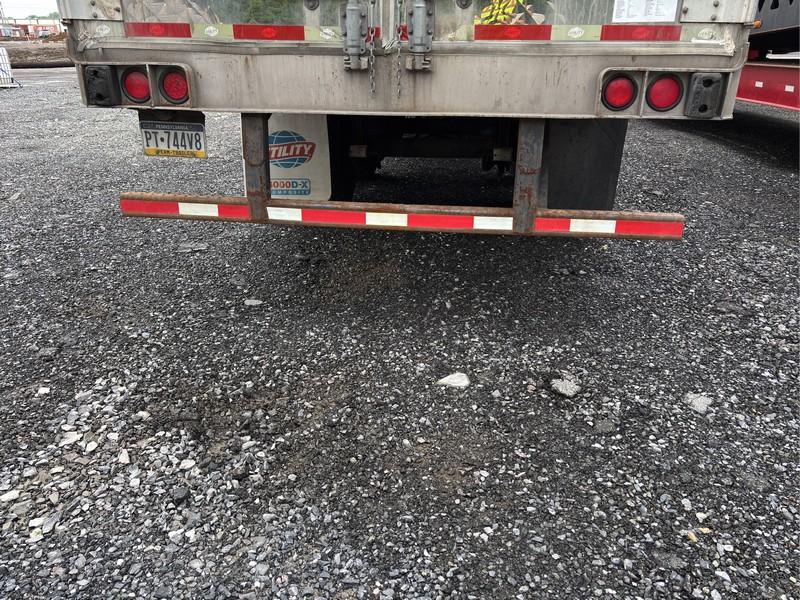 2013  UTILITY   VS2DX 4000 DX 1  53'  VAN TRAILER