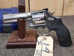 Smith & Wesson Model 686 357 Mag Revolver