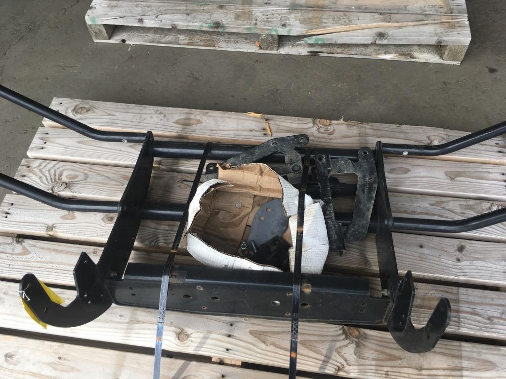 Grille Guard w/ Winch Tray