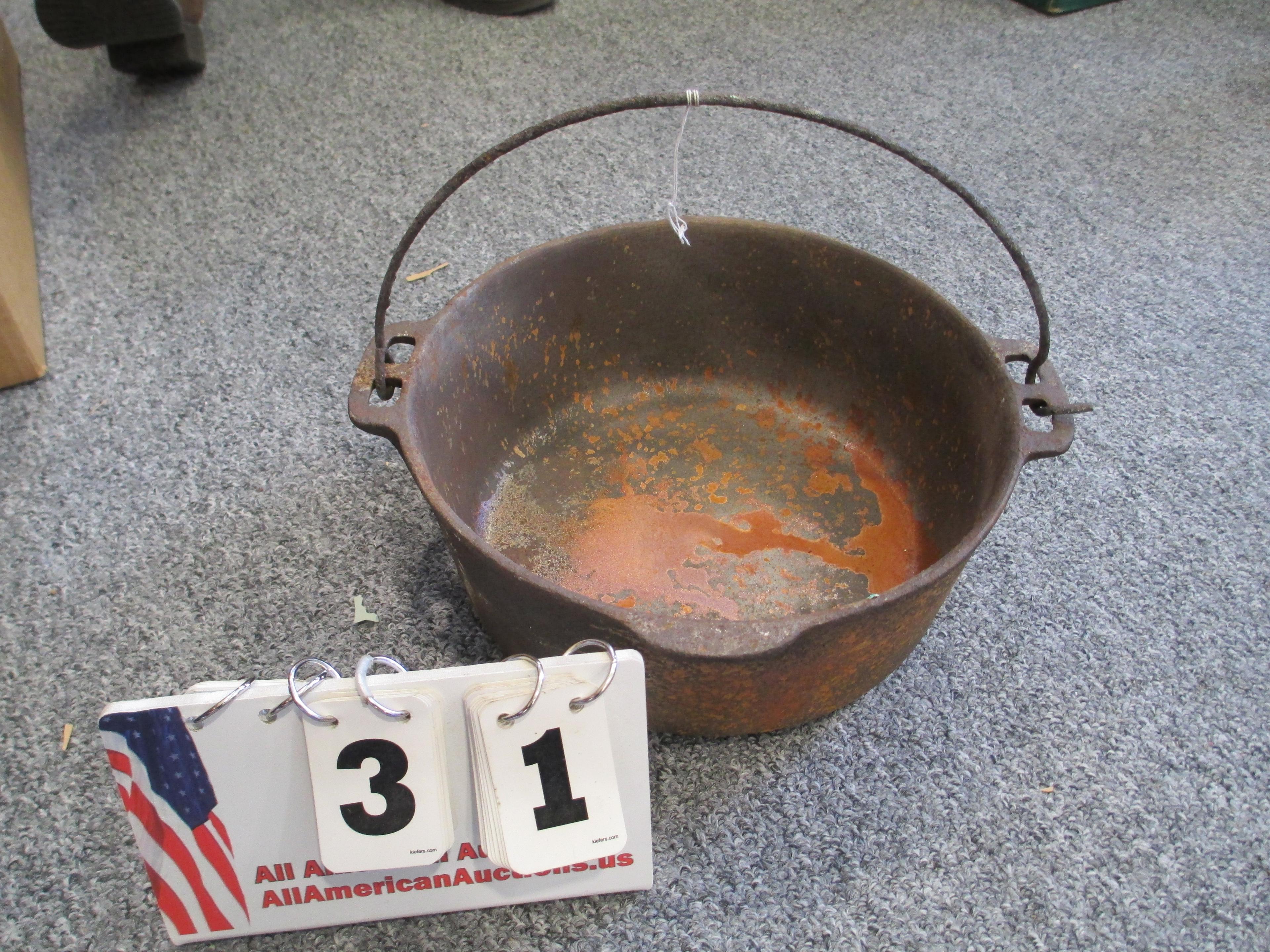 12"x 4-1/2" Griswold Wagner 5 qt. Cast Iron Pot