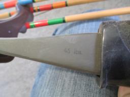 Fiberglass Bow with Quiver and Four Arrows
