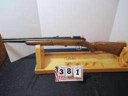Crosman Vintage "Model 140" Co2 Powered Air Rifle 5.5mm (.22 Cal.)