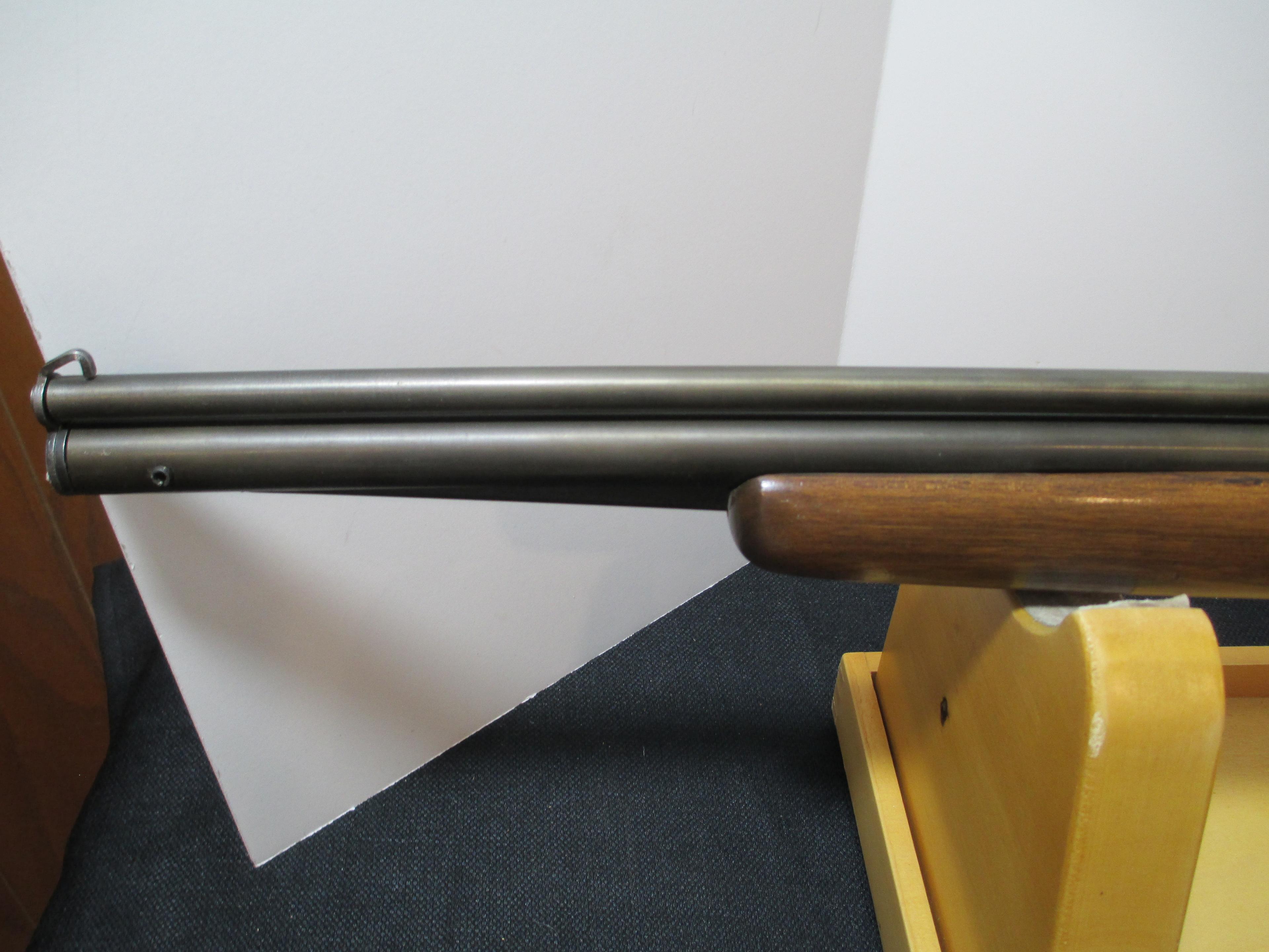 Crosman Vintage "Model 140" Co2 Powered Air Rifle 5.5mm (.22 Cal.)