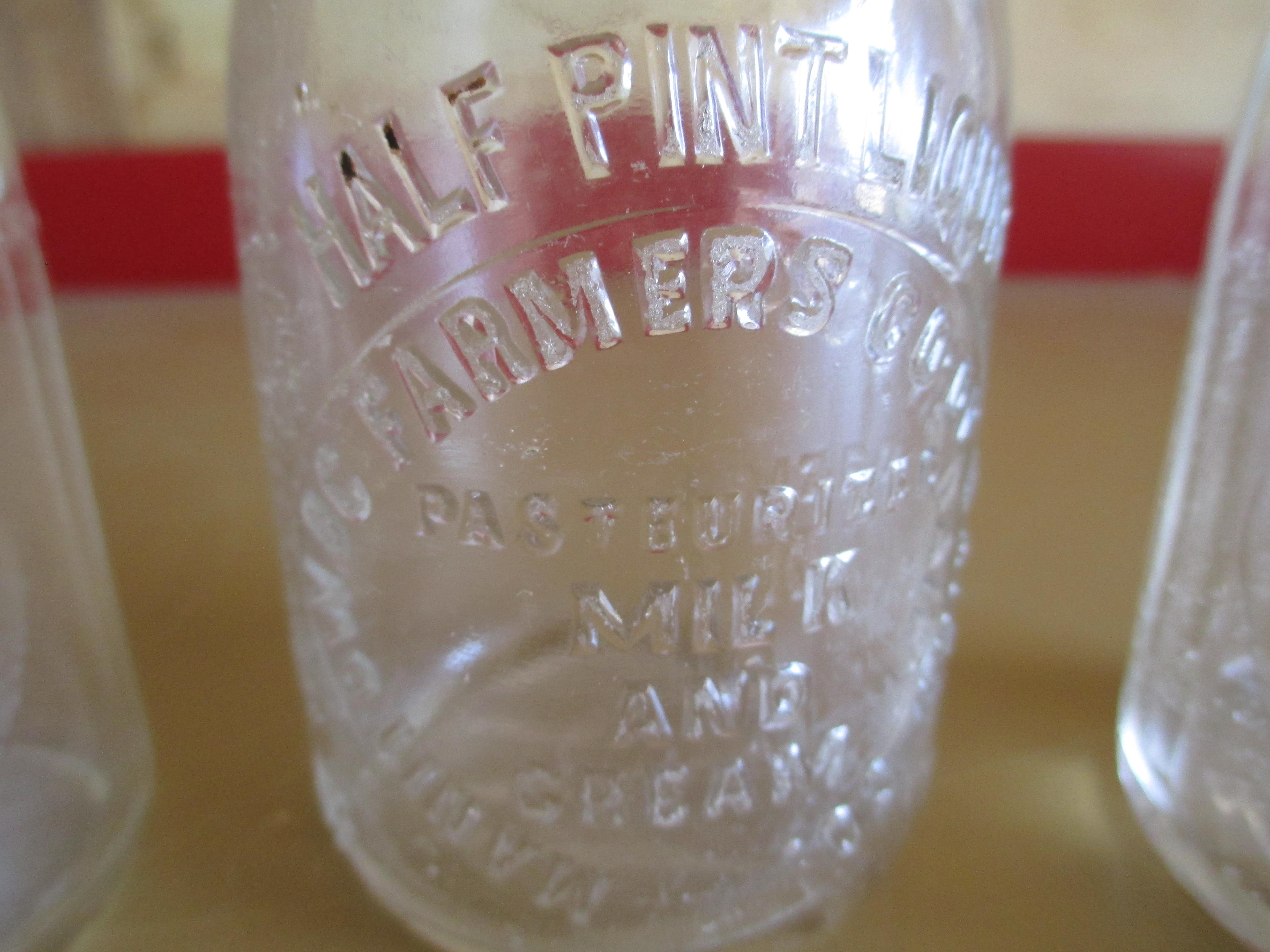 Mixed Wisconsin 1 Pint Milk Bottles (21)