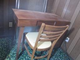 Interesting Mid Century Modern Desk w/ Chair