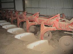 International Harvester 720 Plow