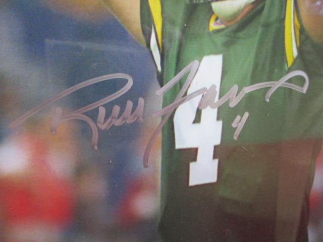 Brett Favre Autographed 8"X10" Photo