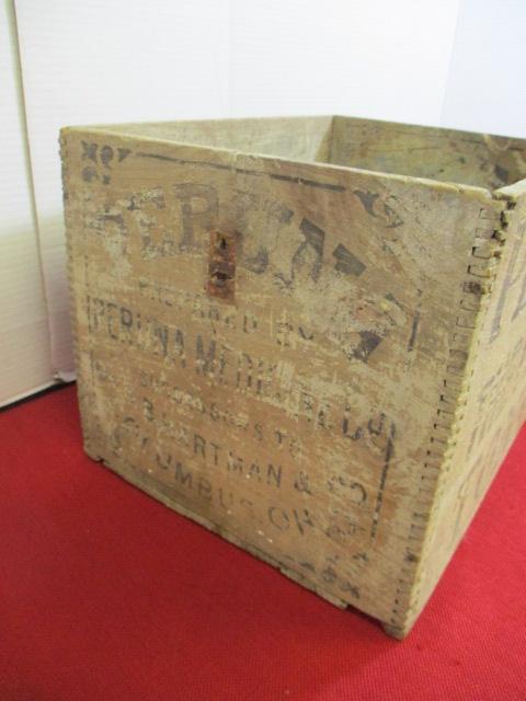 Peruna Dovetailed Advertising Crate