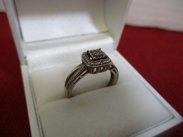 Sterling Silver Ladies' Estate Ring-Diamond