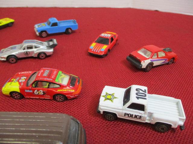 Maisto Die Cast Cars & Trucks-16 Vehicles