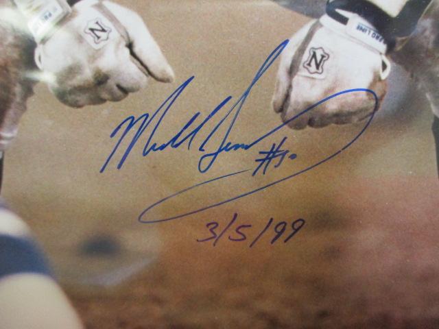Mike Singletary Autographed 8"X10" Photo