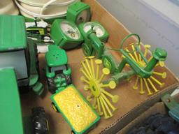Mixed John Deere Collectibles