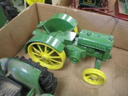 John Deere 1:16 Scale Die Cast Tractors-Lot of 3
