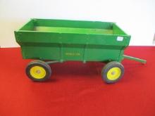 Ertl Heavy Duty High Quality 1:8 Scale Cast Steel Feeder Flare Box Wagon