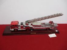 Franklin Mint 1965 Seagrave Die Cast Fire Engine