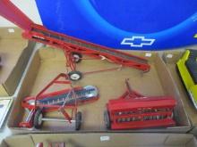 Tru-Scale Vintage 1:16 Scale Farm Toys