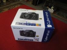 Sony DSC-H2O Cyber Shot Digital Camera