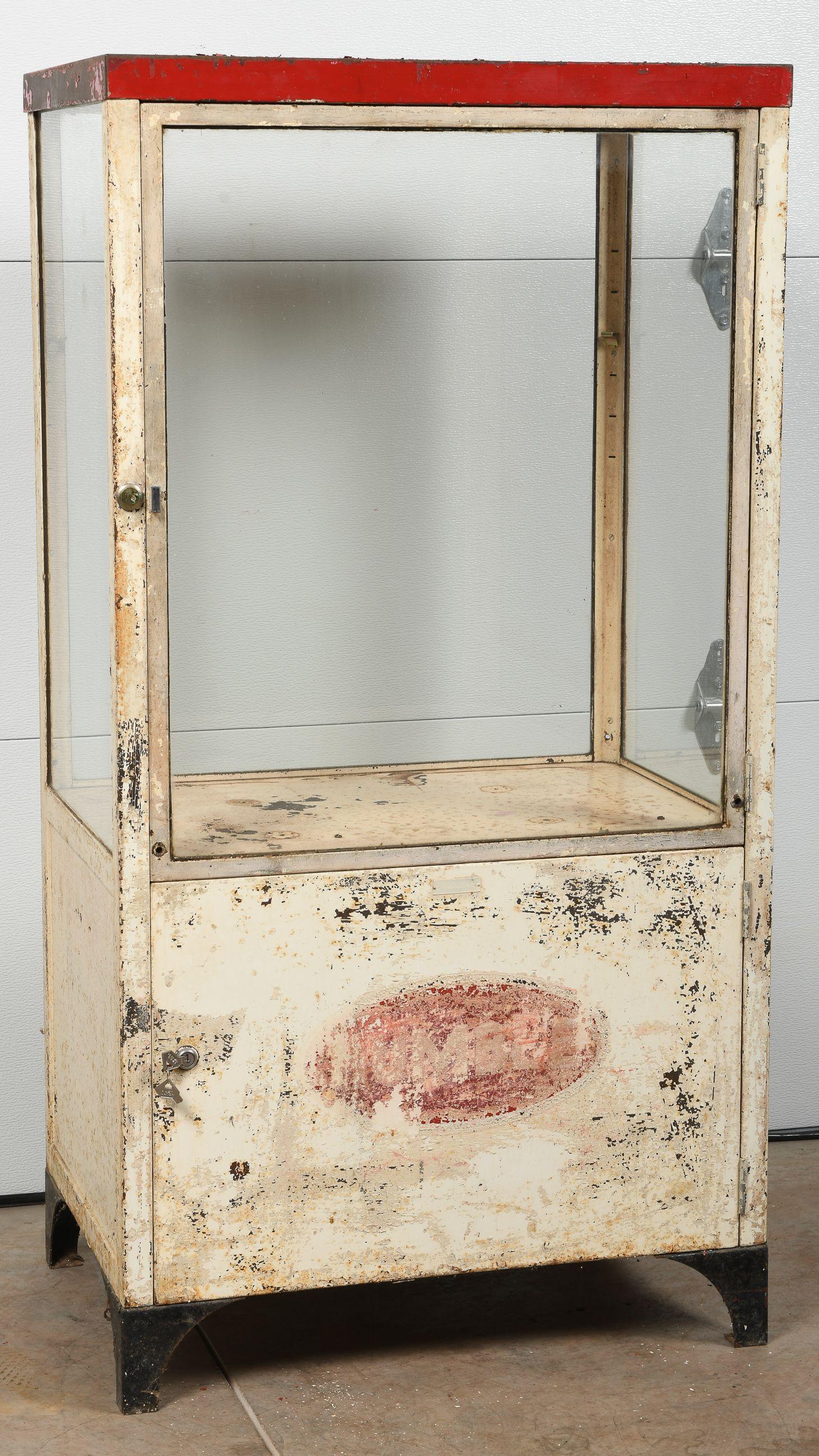 Humble Island Display Case