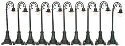 10-Lionel Lamp Post