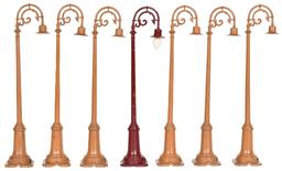 7-Lionel Lamp Post