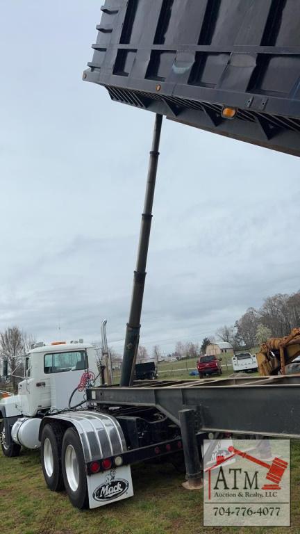 1996 Allison 26' Dump Trailer