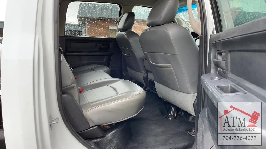 2014 Dodge RAM 5500 Crew Cab and Chassis