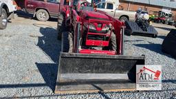 2022 Mahindra 1626 Shuttle 4X4 w/ Bucket