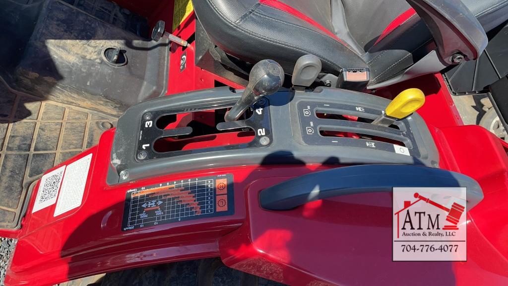 2022 Mahindra 1626 Shuttle 4X4 w/ Bucket
