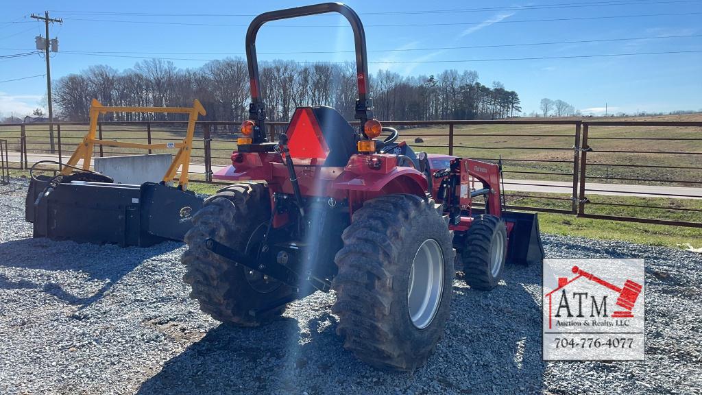 2022 Mahindra 1626 Shuttle 4X4 w/ Bucket