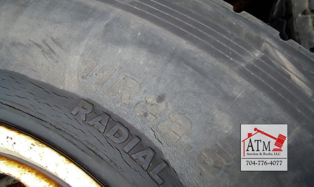 (4) 10-lug Tire Wheel Assembly