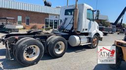 2004 Volvo VNM Day Cab