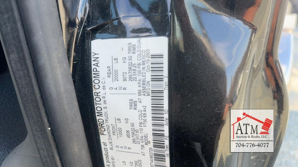 2004 Ford F-750