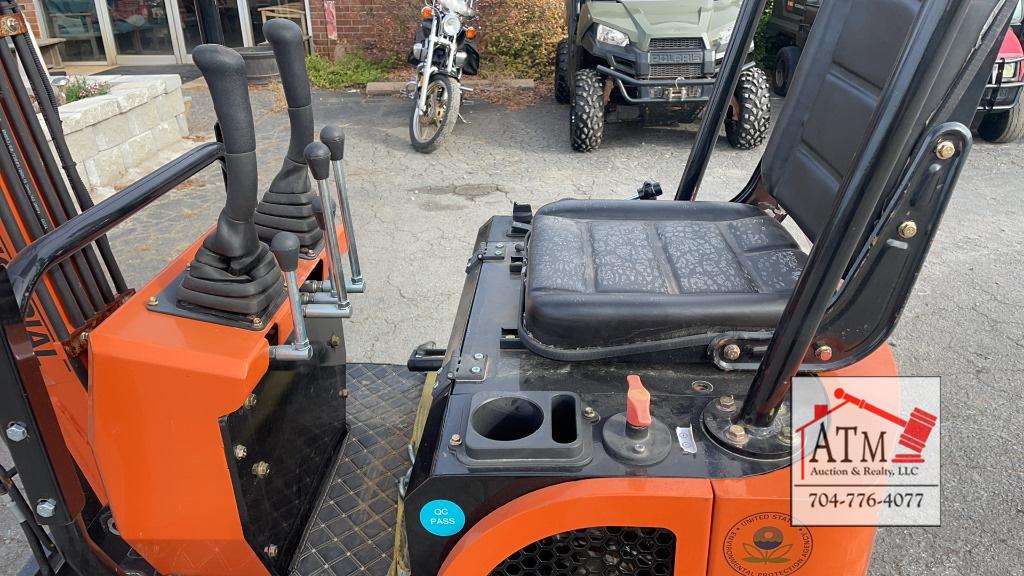NEW AGT QH12 Mini Crawler Excavator w/ 16" Bucket