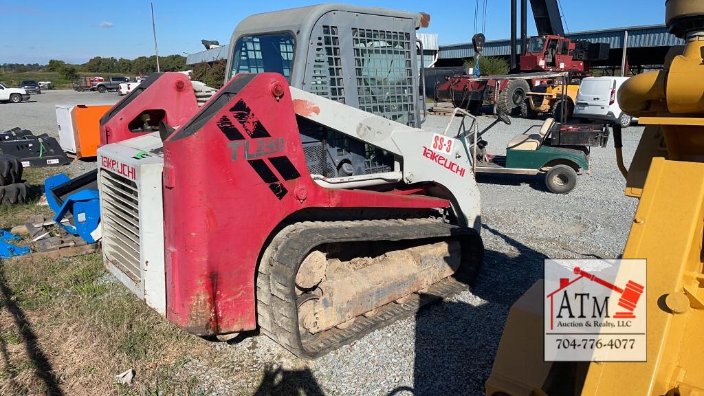Takeuchi TL240 Compact Track Loader w/ 72" Bucket