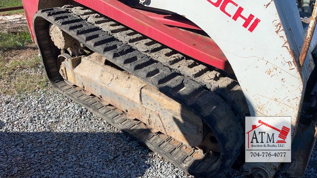 Takeuchi TL240 Compact Track Loader w/ 72" Bucket