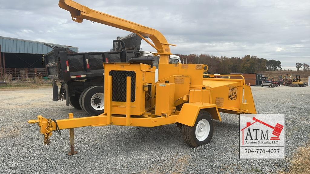 Brush Bandit 250 Chipper