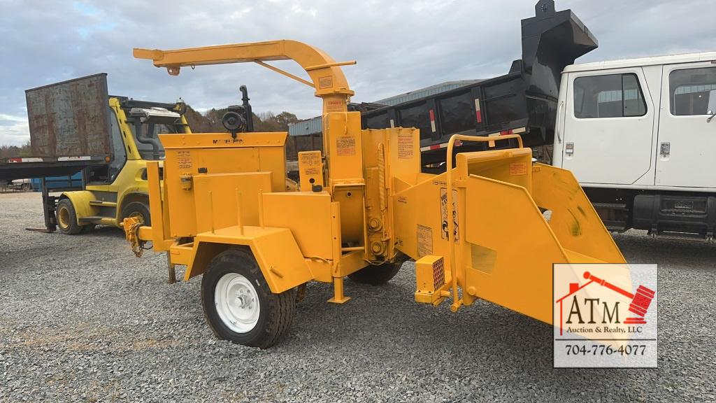Brush Bandit 250 Chipper