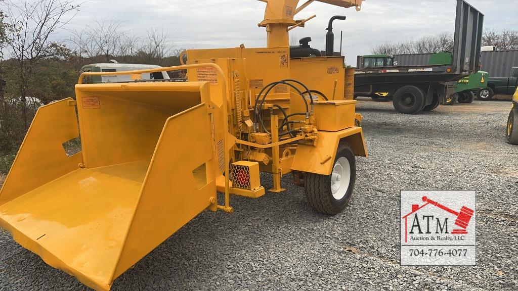 Brush Bandit 250 Chipper