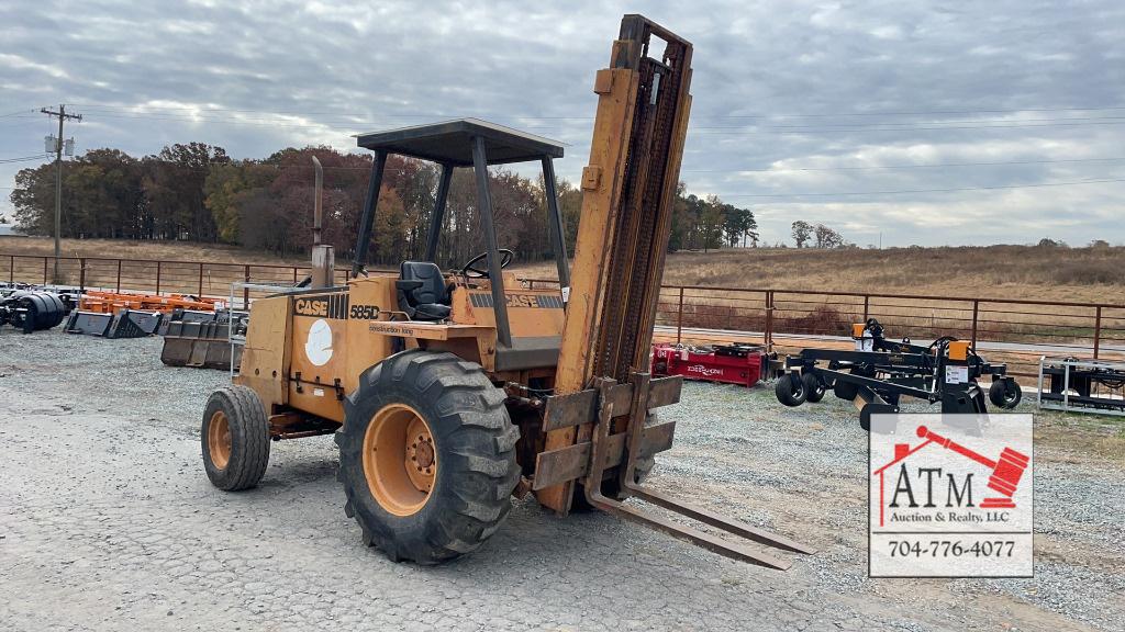Case 585D Forklift